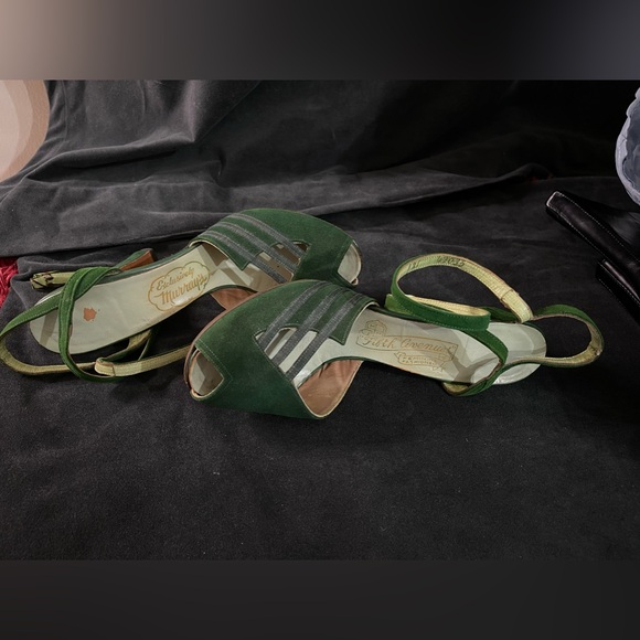 VINTAGE EXCLUSIVELY MURRAY’S “FIFTH AVENUES” double wrap around strap rockabilly - Picture 9 of 10